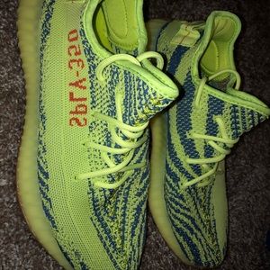 adidas Yeezy Boost 350 V2 Semi Frozen Yellow